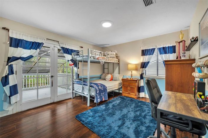 Image No.46-5 Bed House for sale