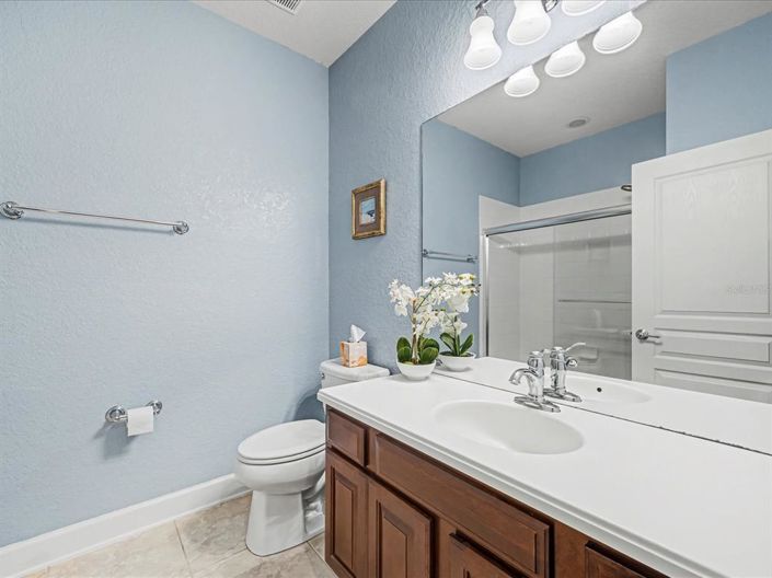 Image No.20-3 Bed Townhouse for sale