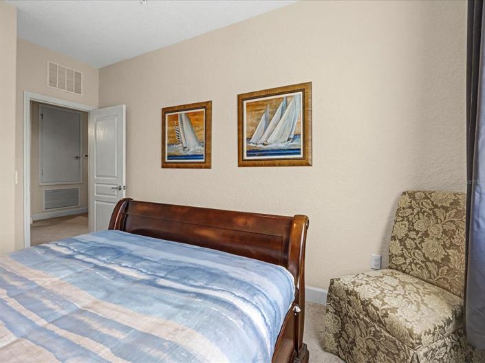 Image No.23-3 Bed Townhouse for sale