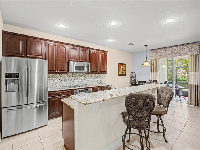 Image No.3-3 Bed Townhouse for sale