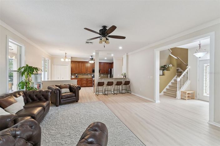 Image No.5-5 Bed House for sale