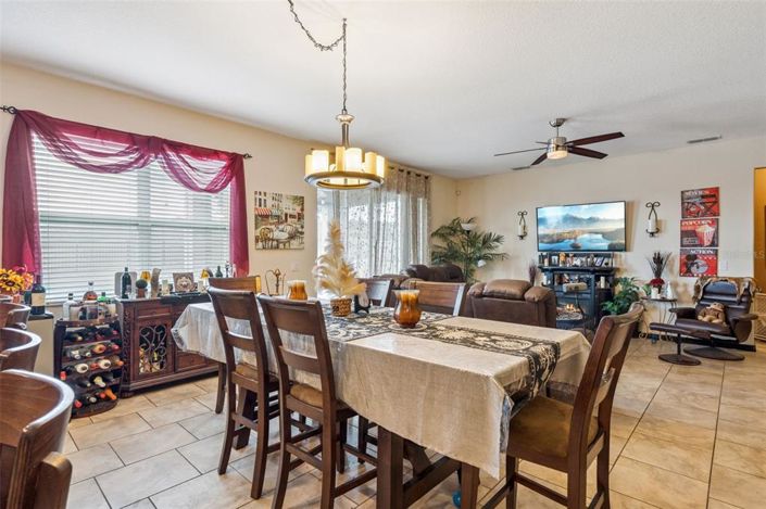 Image No.12-4 Bed House for sale