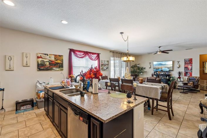 Image No.14-4 Bed House for sale