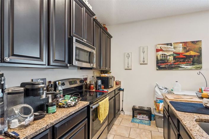 Image No.16-4 Bed House for sale