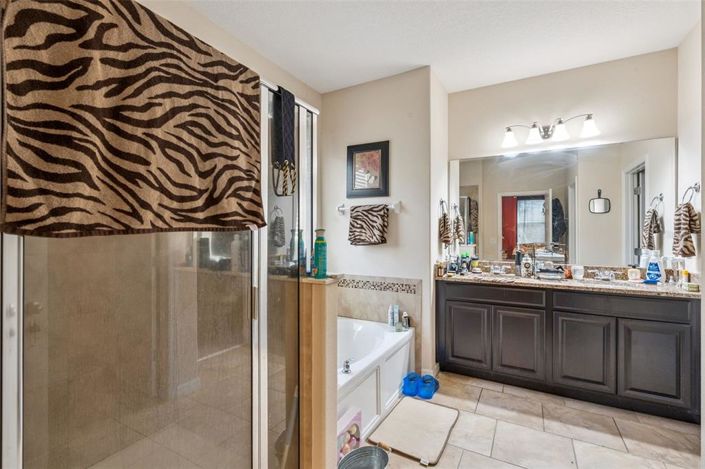 Image No.21-4 Bed House for sale