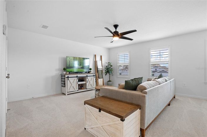 Image No.17-5 Bed House for sale