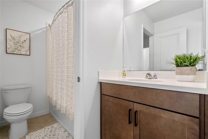 Image No.24-5 Bed House for sale