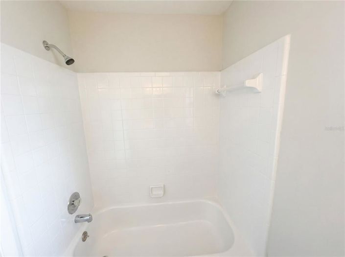 Image No.21-2 Bed House for sale