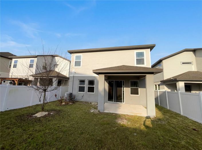 Image No.12-4 Bed House for sale