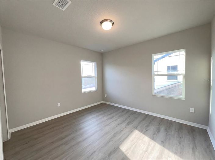 Image No.24-4 Bed House for sale