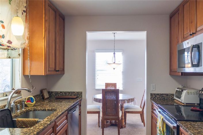 Image No.6-2 Bed House for sale