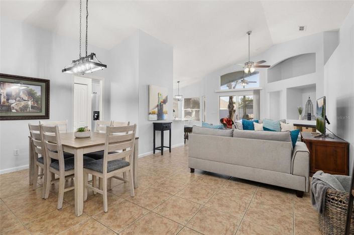 Image No.24-3 Bed House for sale