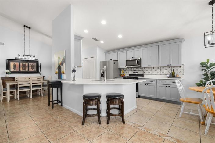 Image No.5-3 Bed House for sale