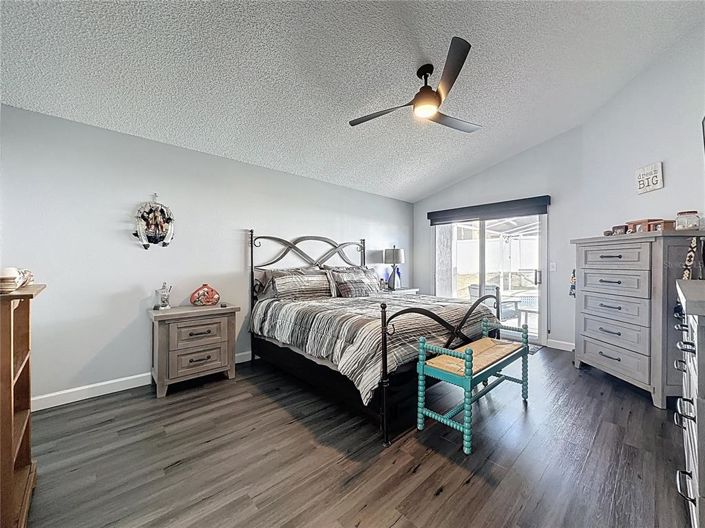 Image No.33-4 Bed House for sale