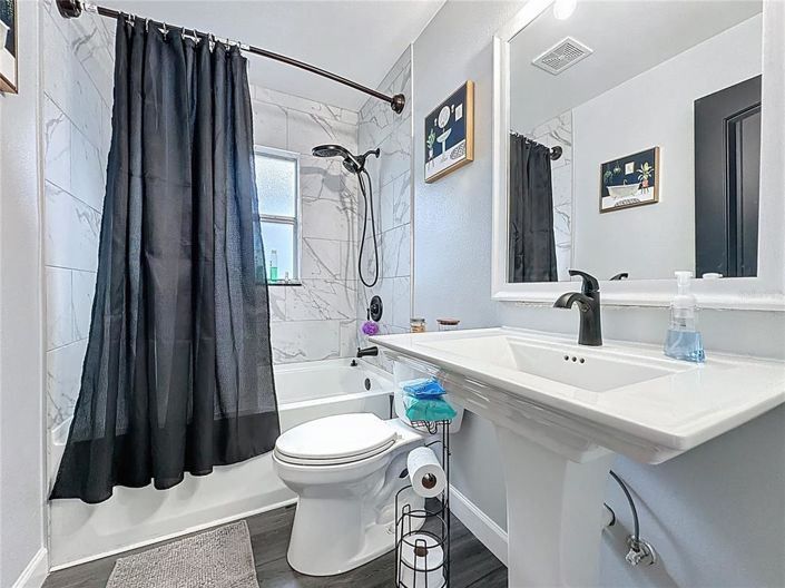 Image No.43-4 Bed House for sale