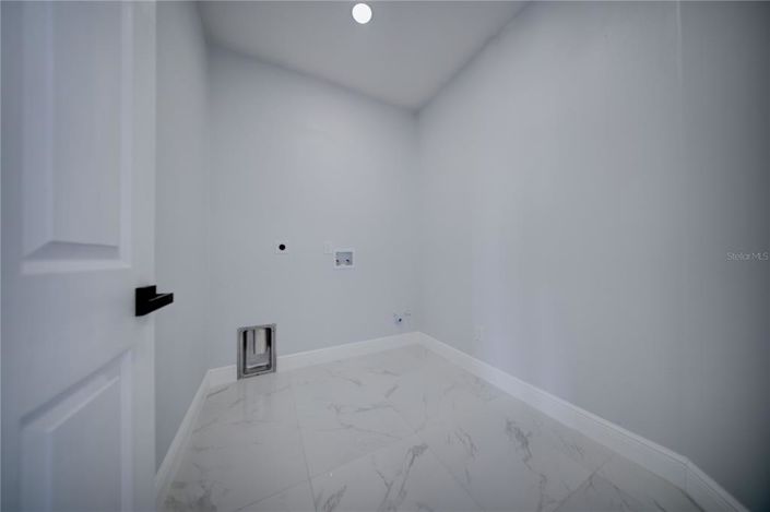 Image No.11-5 Bed House for sale