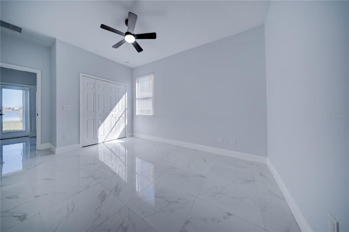 Image No.21-5 Bed House for sale