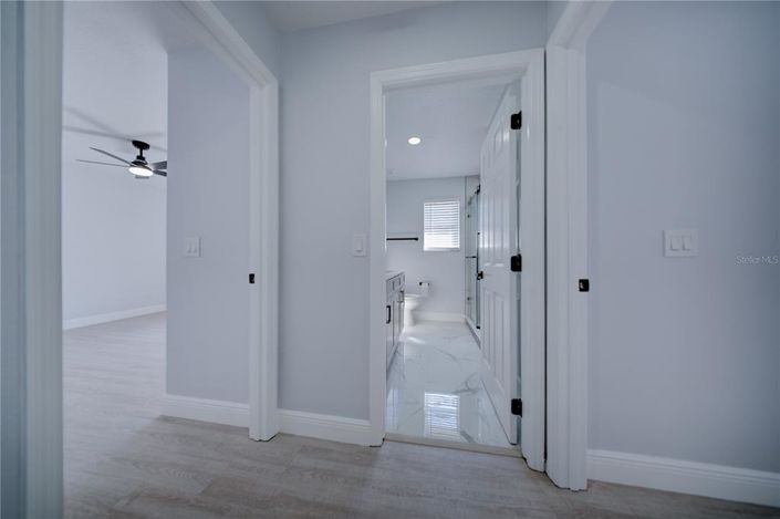 Image No.33-5 Bed House for sale