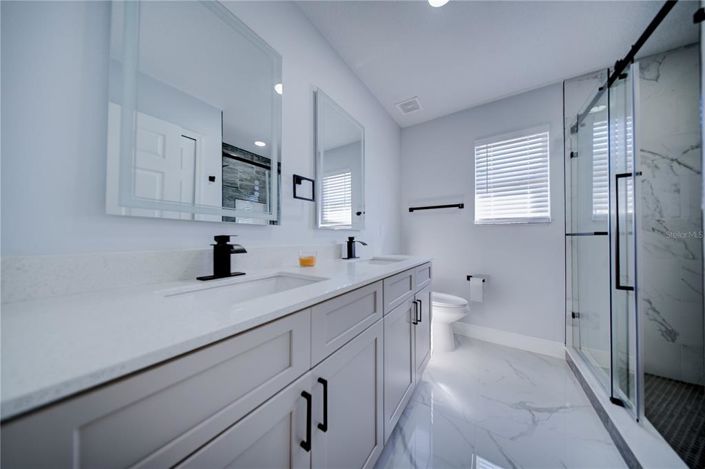 Image No.35-5 Bed House for sale