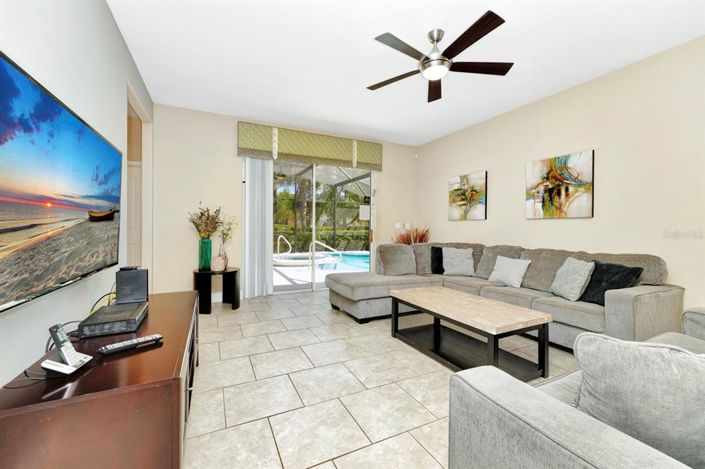 Image No.4-5 Bed House for sale