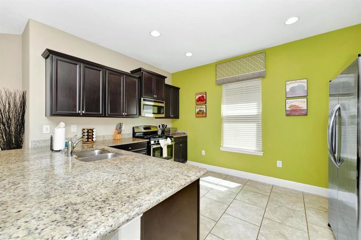 Image No.7-5 Bed House for sale