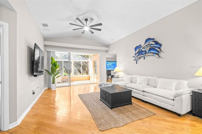 Image No.2-2 Bed House for sale