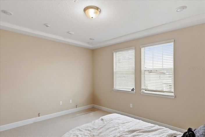 Image No.19-4 Bed House for sale