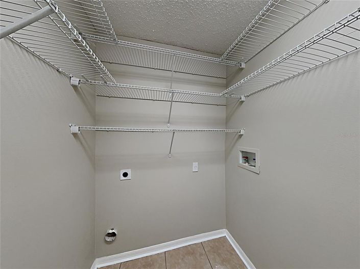 Image No.14-4 Bed House for sale