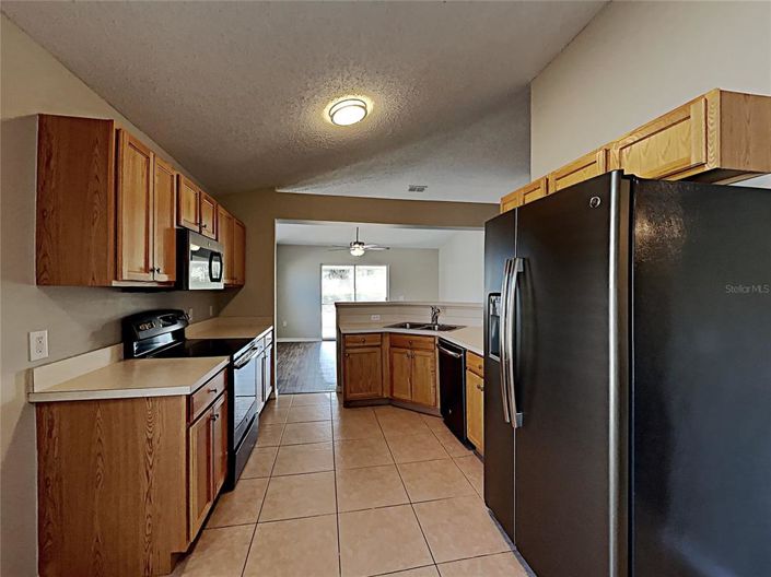 Image No.6-4 Bed House for sale