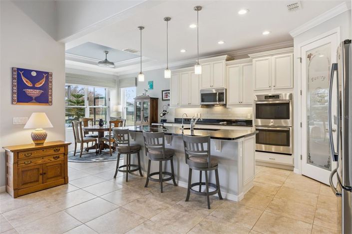 Image No.12-4 Bed House for sale