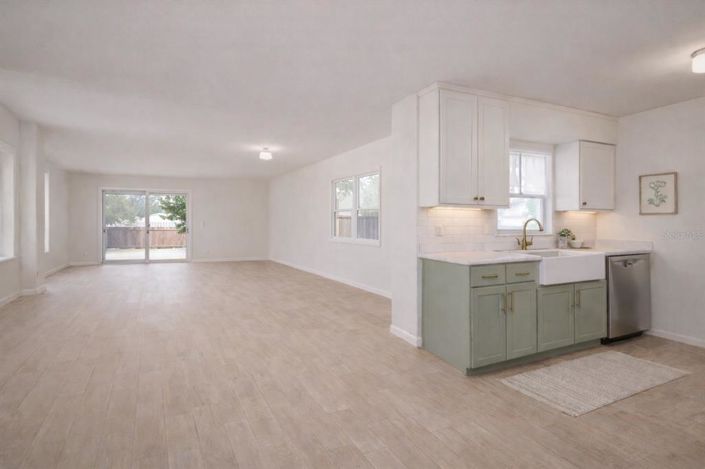 Image No.13-3 Bed House for sale