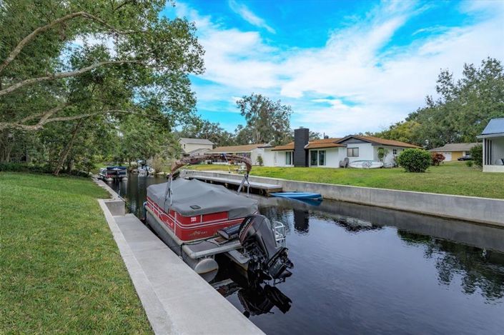 Image No.21-3 Bed House for sale