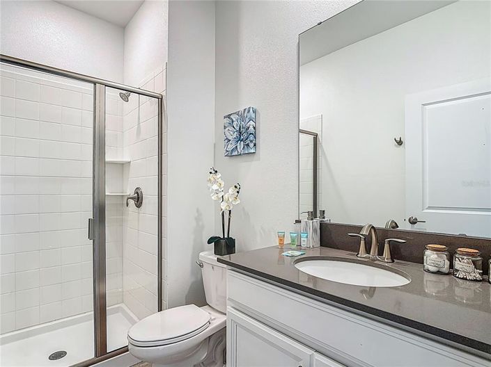 Image No.17-4 Bed Townhouse for sale