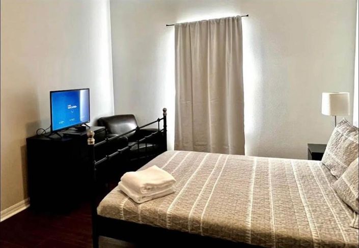 Image No.8-4 Bed Townhouse for sale