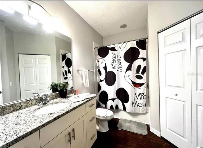 Image No.9-4 Bed Townhouse for sale