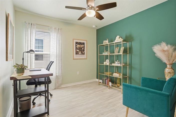 Image No.25-4 Bed House for sale