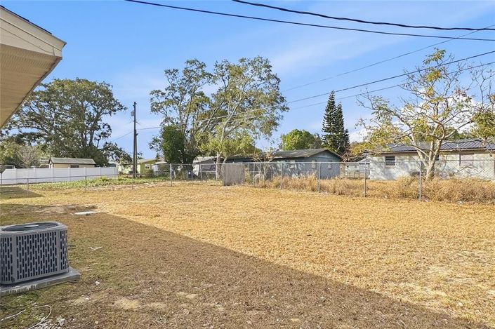 Image No.22-3 Bed House for sale