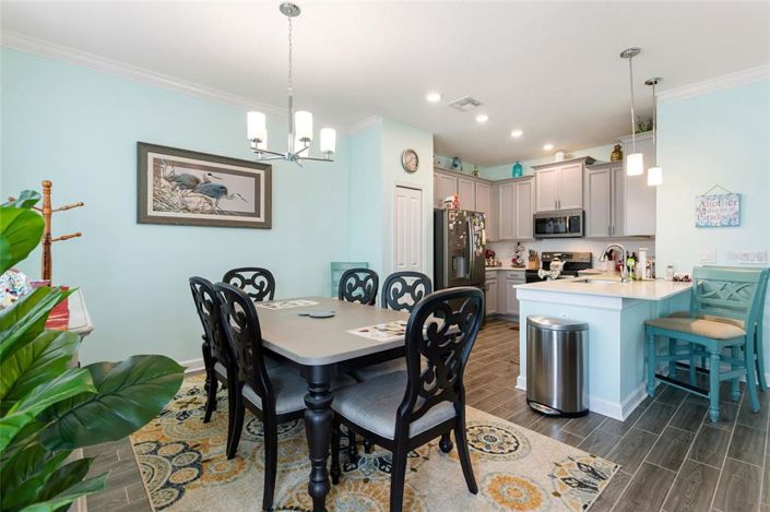 Image No.18-4 Bed Townhouse for sale