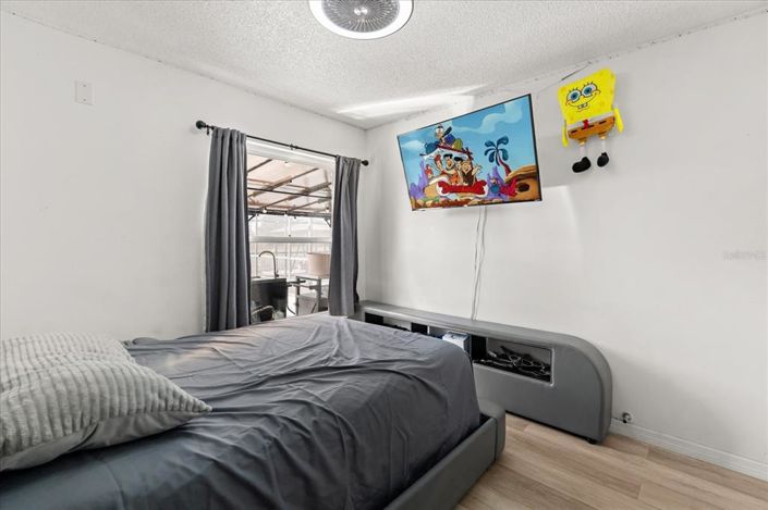 Image No.18-4 Bed House for sale