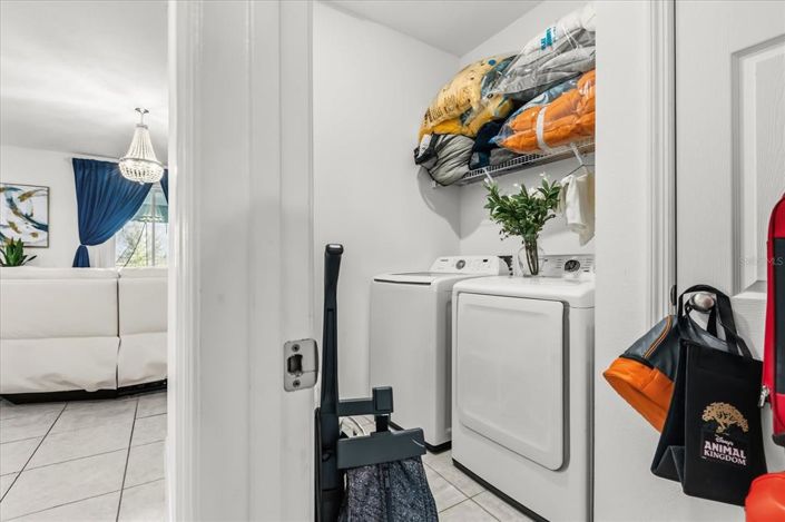 Image No.11-3 Bed House for sale