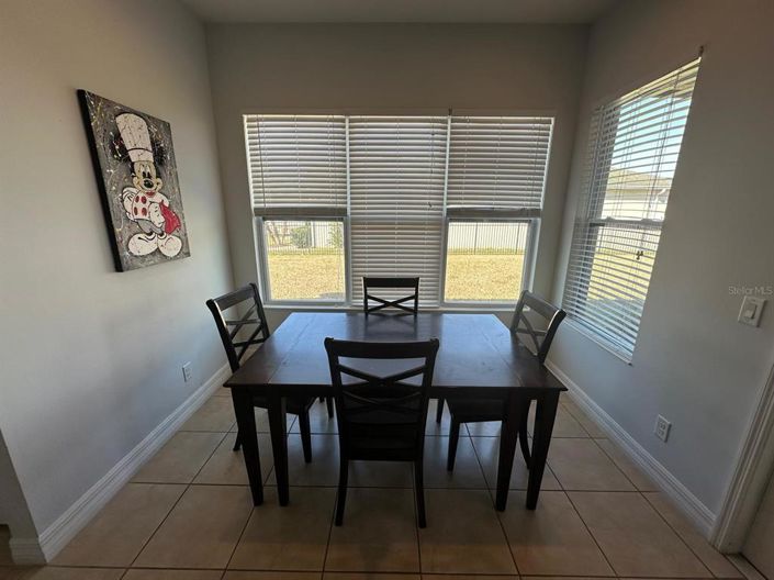 Image No.6-5 Bed House for sale