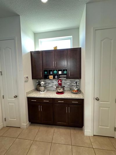 Image No.7-5 Bed House for sale