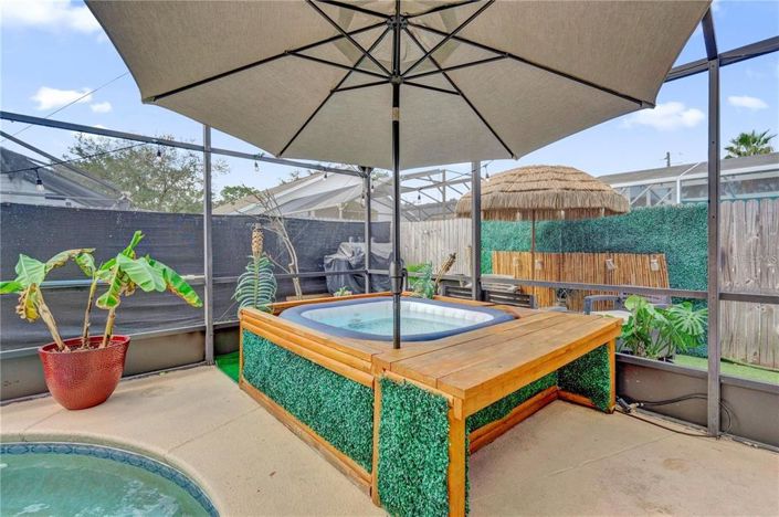 Image No.28-4 Bed House for sale