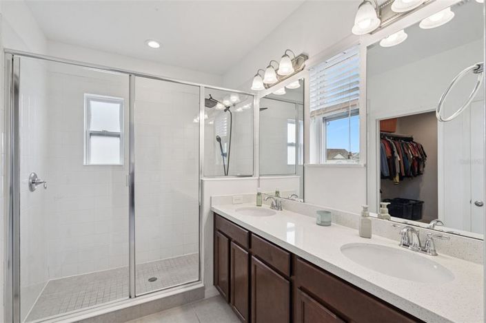 Image No.21-3 Bed House for sale