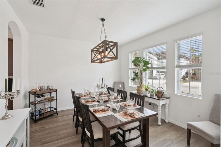 Image No.9-3 Bed House for sale