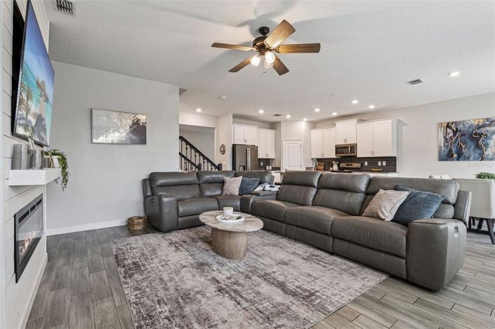 Image No.17-5 Bed House for sale