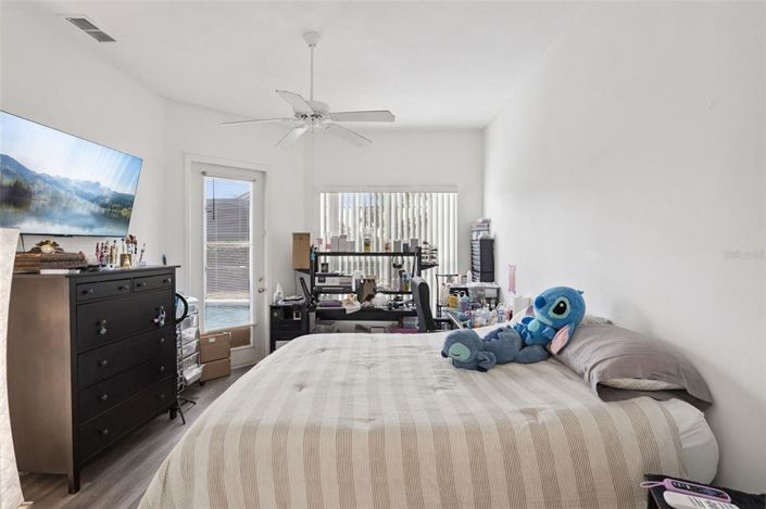 Image No.10-4 Bed House for sale