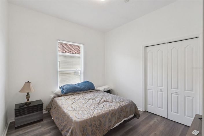 Image No.19-4 Bed House for sale