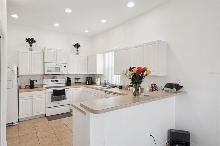 Image No.7-4 Bed House for sale