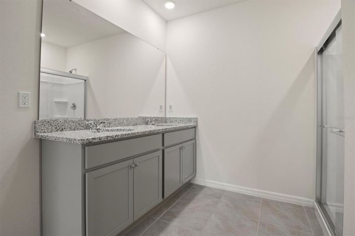 Image No.26-3 Bed House for sale